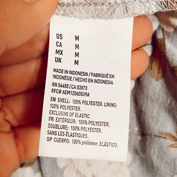 American Eagle Blouse - Picture 5 of 5